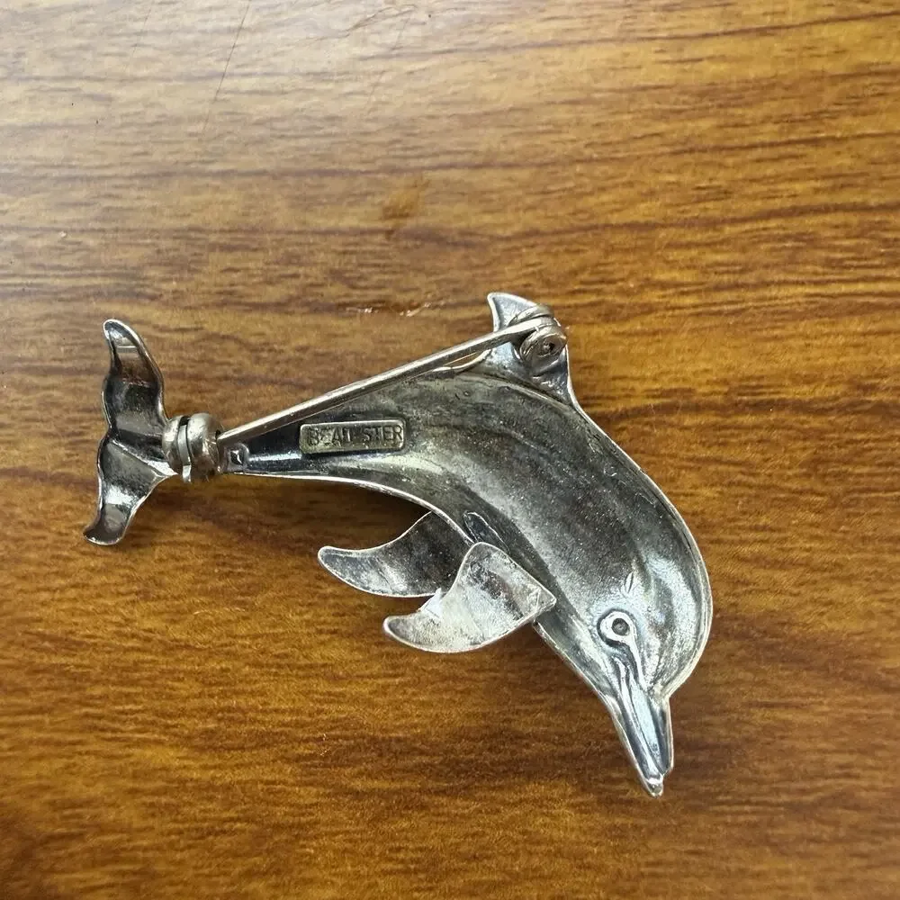 Beau Sterling DOLPHIN 925 Silver Pin Brooch (Signed 